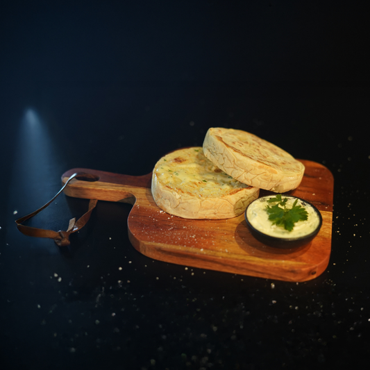 Rustic Garlic Butter Bun